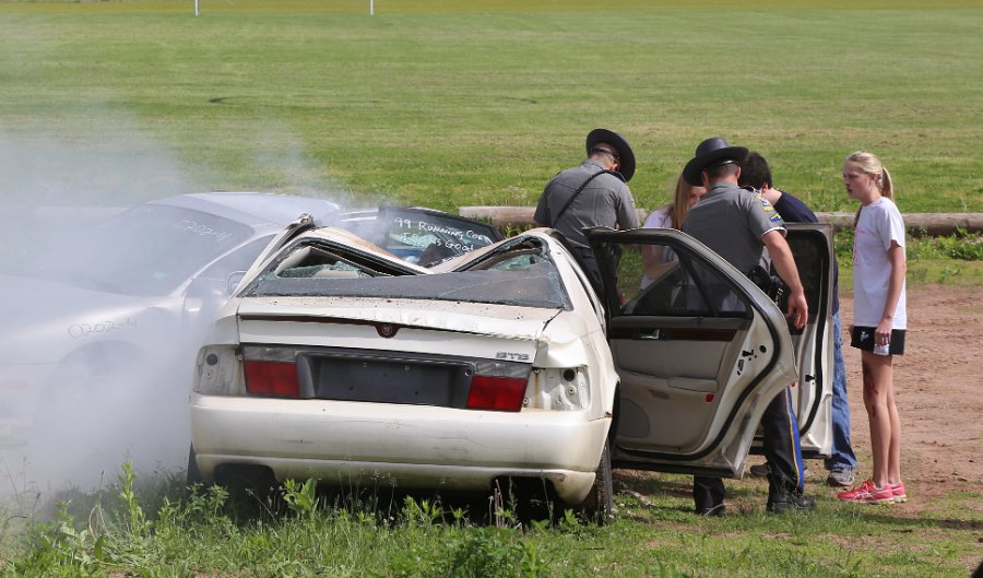 IMG_2009.JPG - Police respond to assist the victims